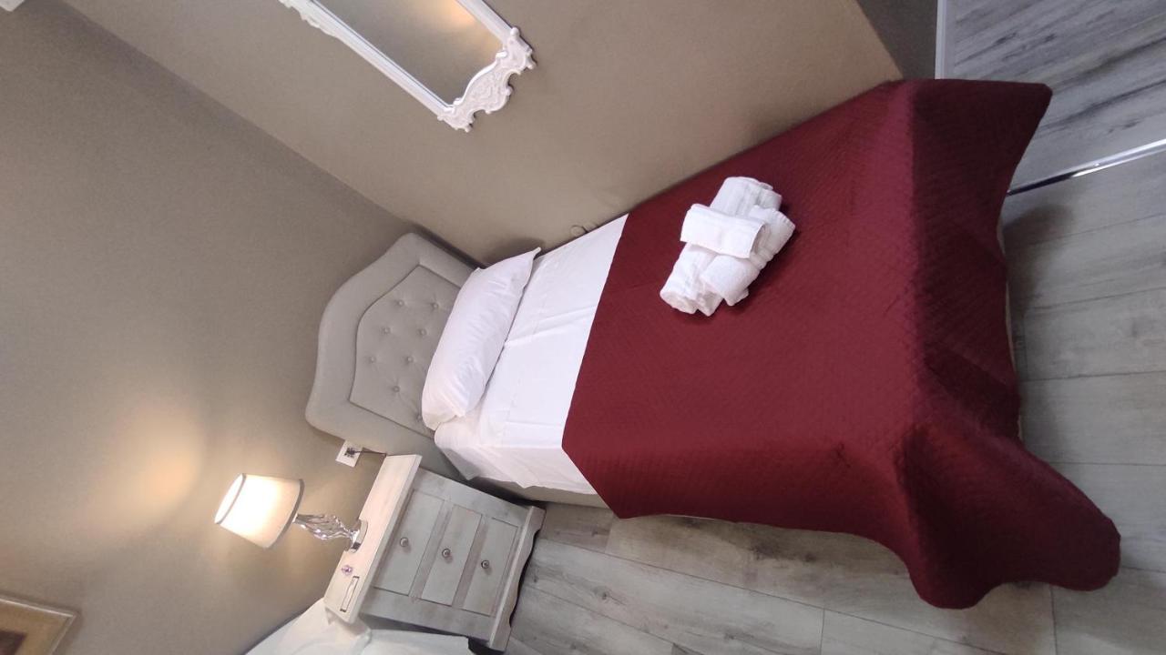 Bed and Breakfast Yaki Domo Cagliari Esterno foto