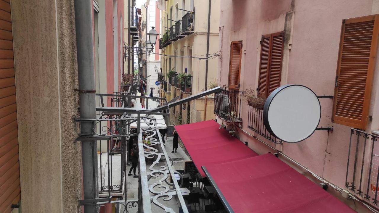 Bed and Breakfast Yaki Domo Cagliari Esterno foto